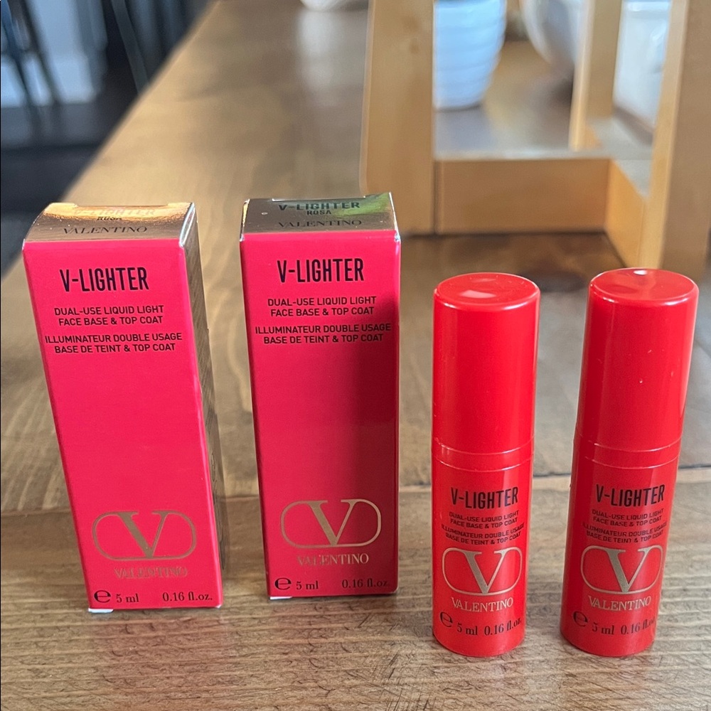 2 Valentino V-Lighter Dual-Use Liquid Light Face Base & Top Coat